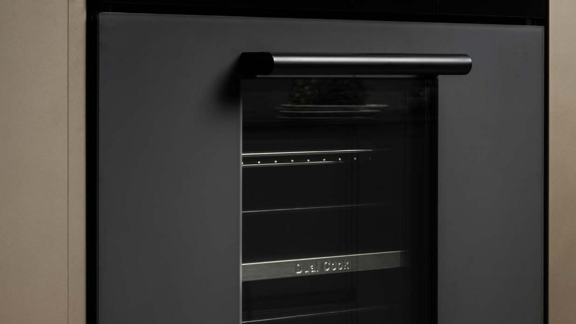 The best choice between a fanassisted oven and a convection oven